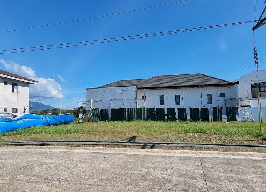 Hillcrest Estates, Canlubang, Calamba, Laguna image 2