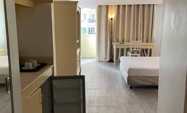 Studio Condo Unit For Rent at Oxford Suites Makati