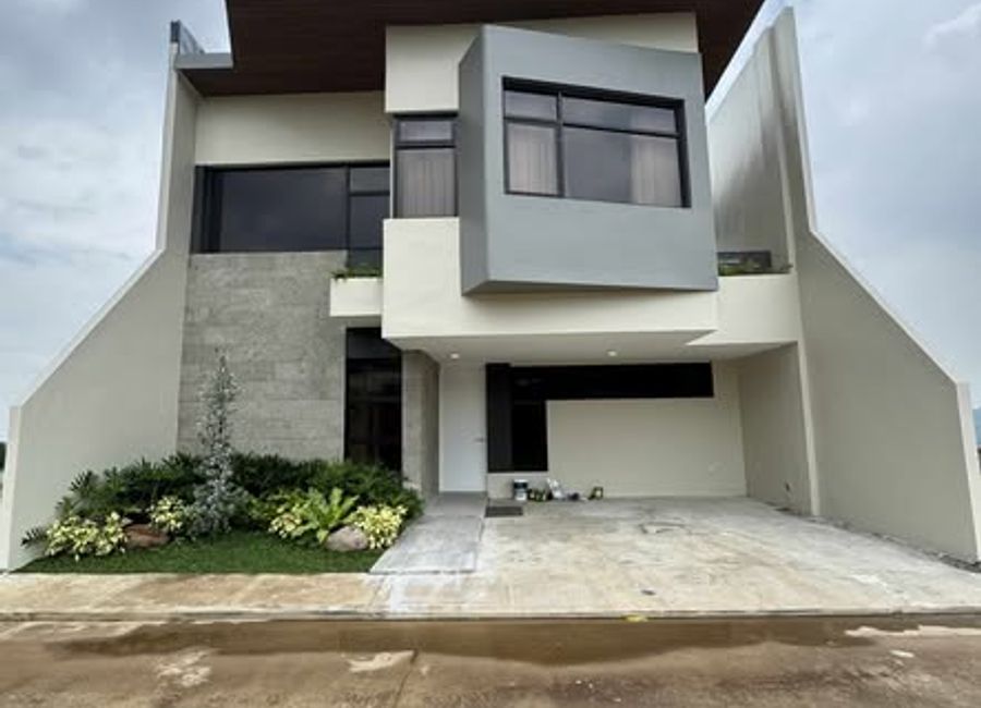 Quarry Road, Binangonan, Rizal