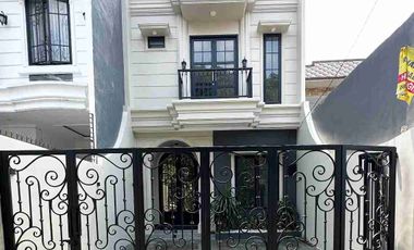 Dijual Rumah Modern Classic di Jagakarsa, Jakarta Selatan - Harga 1,95M