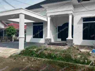 Dijual Rumah Besar Siap Huni Di Jalan Jhoni Anwar Padang