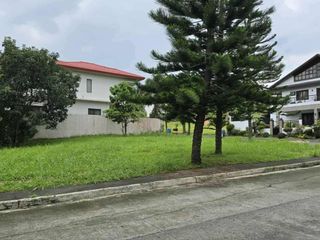 Residential Lot in Royale Tagaytay Estates Phase 1 for SALE! 403 sqm at 20k per sqm