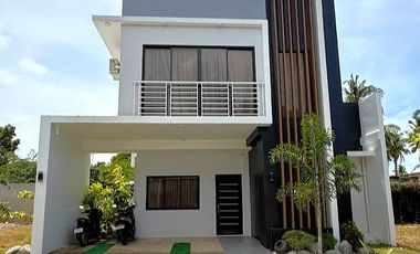 House and Lot for Sale - Amber & Jade Units - Amari Residences