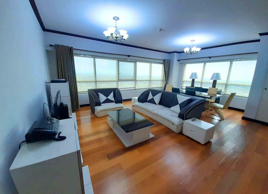 3-Bedroom Condo with Premium Features, Expansive Layout & Unbeatable ...