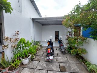 DIJUAL CEPAT RUMAH SIAP HUNI 5 MENIT KE BANDARA SAMRATULANGI, HARGA NEGO