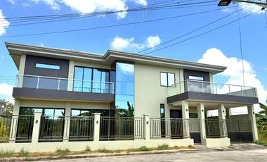 Modern 4 Bedroom Home with Luxury Finishes for Sale in Pacific Grand Villas, Lapu-Lapu City, Cebu