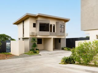 Aurella Ridge: Townhouse, Deluxe B for Sale in Quarry Road, Brgy. Pantok, Binangonan, Rizal