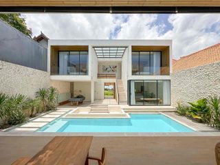 Stylish Villa Cemagi 500 meters to the Beach