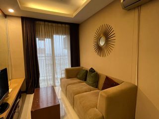 Jual Murah 2 Bedroom Apartemen Cosmo Mansion Furnish
