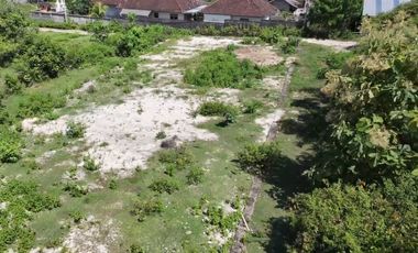 Dijual lahan murah lokasi villa. Posisi lahan hook bagus untuk dibuat menjadi beberapa villa Gunung payung - Nusa Dua
