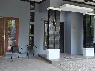 Rumah di Cluster Aralia Harapan Indah Bekasi