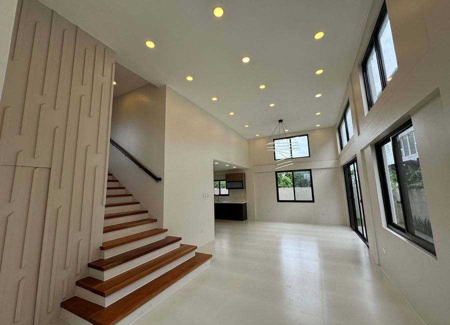 LIIP Avenue, Laguna International Industrial Park, Mamplasan, Biñan, Laguna image 2