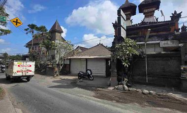 Tanah pinggir jalan raya utama Arjuna lukluk Mengwi cocok untuk bisnis dan pertokoan