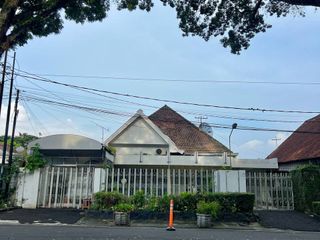 Sewa Rumah usaha di area Jalan Semeru, Malang  Lokasi PRIME