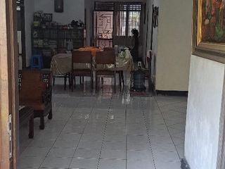 Dijual rumah asri di Pulo Asem , tak jauh dari Balap sepeda, Arion mall