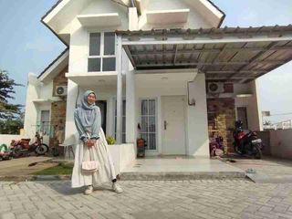 Rumah meganine murah  banget  di jual cepat 590juta disamping Galaxy