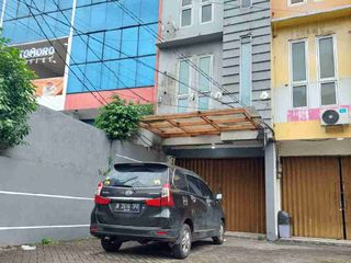 Dijual Ruko Tebet 3 Lantai Strategis Dekat Bank Mandiri Jakarta Selatan