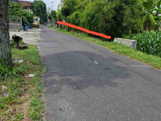 Di Sewakan Tanah kosong pinggir jalan barat Jakal km 10 cocok buat coffe shopp, villa dll