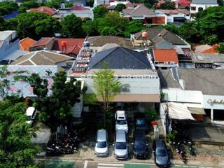 BANGUNAN KOMERSIAL di Jl BUMI, PAKUBUWONO, JAKSEL