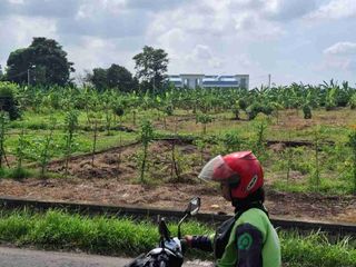 tanah kontrak jalan utama pantai nyanyi tabanan