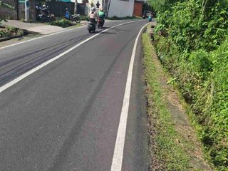 tanah di jual SHM  jalan pantai Pererenan  Badung Bali