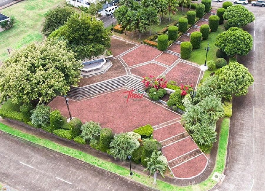South Boulevard, Inchican, Silang, Cavite image 3