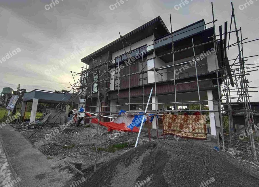 Basil Street, Tagaytay Heights, Kaybagal South, Tagaytay, Cavite image 3