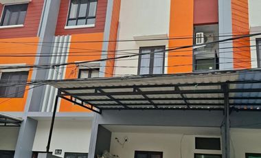 Rumah Kost Full Penghuni Kebon Jeruk Jakarta Barat