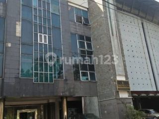 Pusat perbelanjaan Piset Mall di kota bandung jawa barat