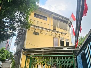 Dijual rumah kost eksklusif khusus putri di jln Hasyim Ashari,Gambir,Jakarta pusat