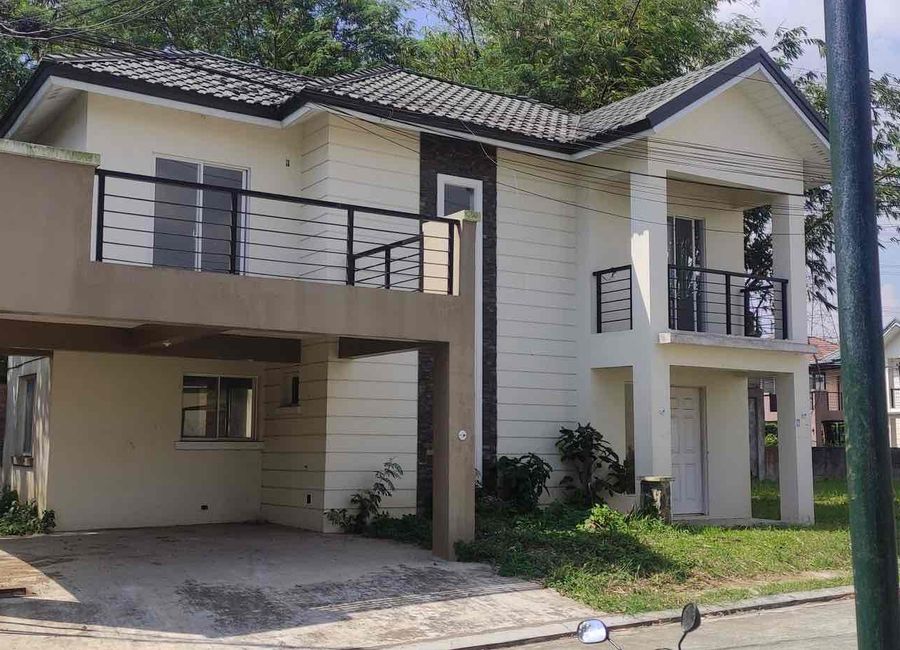 Dasmariñas Way, San Manuel 1, Bagong Bayan, Dasmariñas, Cavite