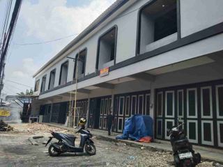 Ruko gandeng 3 disewa jalan utama jagakarsa