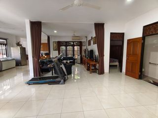 rumah strategis 2 lantai di sanur,kawasan villa, dkt mall,pantai, RS