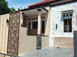 Rumah 1 Lantai Baru Gres Bagus di Mangunsari Murah SHM