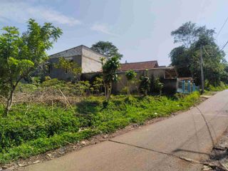 Tanah 15 bata, pinggir jln Cinanjung dkt perumahan