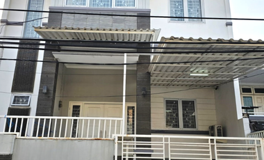 Rumah 3lt 8x15 120m Type 4KT Kelapa Gading Jakarta Utara