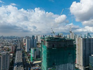 Commercial Spaces in Makati for sale near EDSA and Osmeña Highway - DMCI One Fortis Plaza