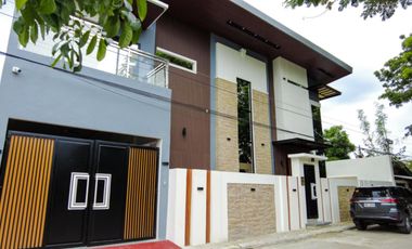 FOR SALE MODERN TWO STOREY HOUSE WITH SWIMMING POOL IN PAMPANGA