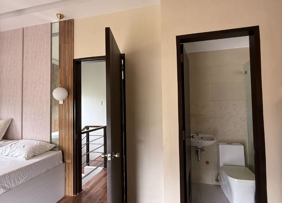 4 Bedroom House for Sale in Minglanilla with Mountain and Seaview ...