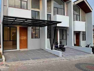 Rumah 1 M an dalam cluster selangkah ke tol desari jagakarsa jakarta selatan