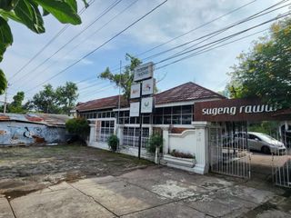 BANGUNAN BEKAS EX KAFE STRATEGIS DI JL UTAMA TIMOHO KOTA YOGYAKARTA