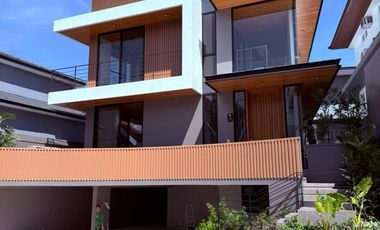 BRAND NEW HOUSE FOR SALE OR FOR RENT McKinley Hill Village, Taguig City
