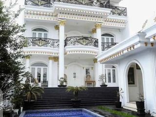 Jual cepat villa mewah lembang