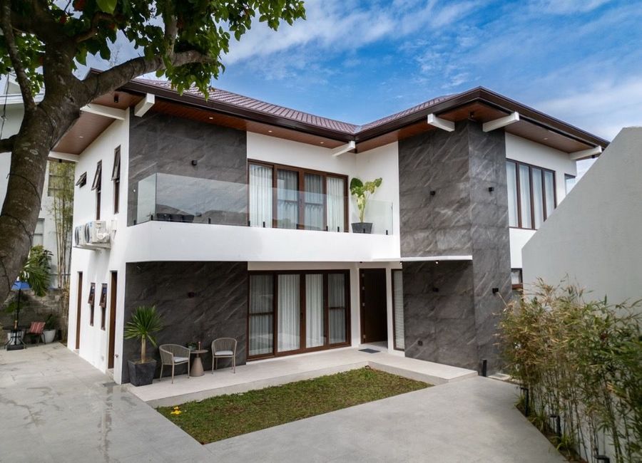 LIIP Avenue, Mamplasan, Biñan, Laguna