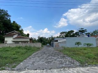 Properti Tanah Sleman Dekat Pasar Jangkang dan Jambon Siap Bangun