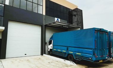 GUDANG MODERN BEBAS BANJIR-ROW JALAN LUAS COCOK UNTUK LOGISTIK DAN DISTRIBUSI
