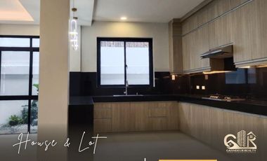 For Sale: House & lot located at BF Homes, Parañaque City
