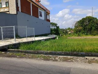 10,475 m² Riverside Land for Lease – 10 Min to Nyanyi Beach