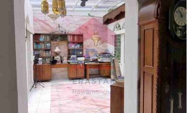 NEGO SAMPE DEAL ! Rumah Mewah Private Residence Menteng - Indoor Garden & Finishing Marmer Pilihan