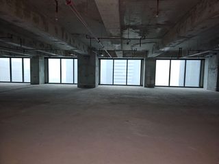 Park Triangle Corp Tower BGC Ayala Land Office 100SQM Brand New Good deal nr Serendra Hightreet PSE Jp Morgan Finance Centre Uptown Mall St Lukes Tagu